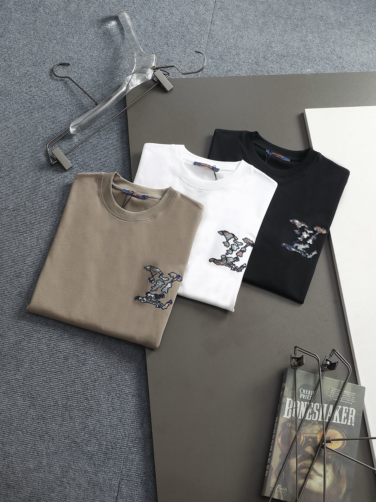 260113 New high-quality classic patchwork embroidered T-shirt