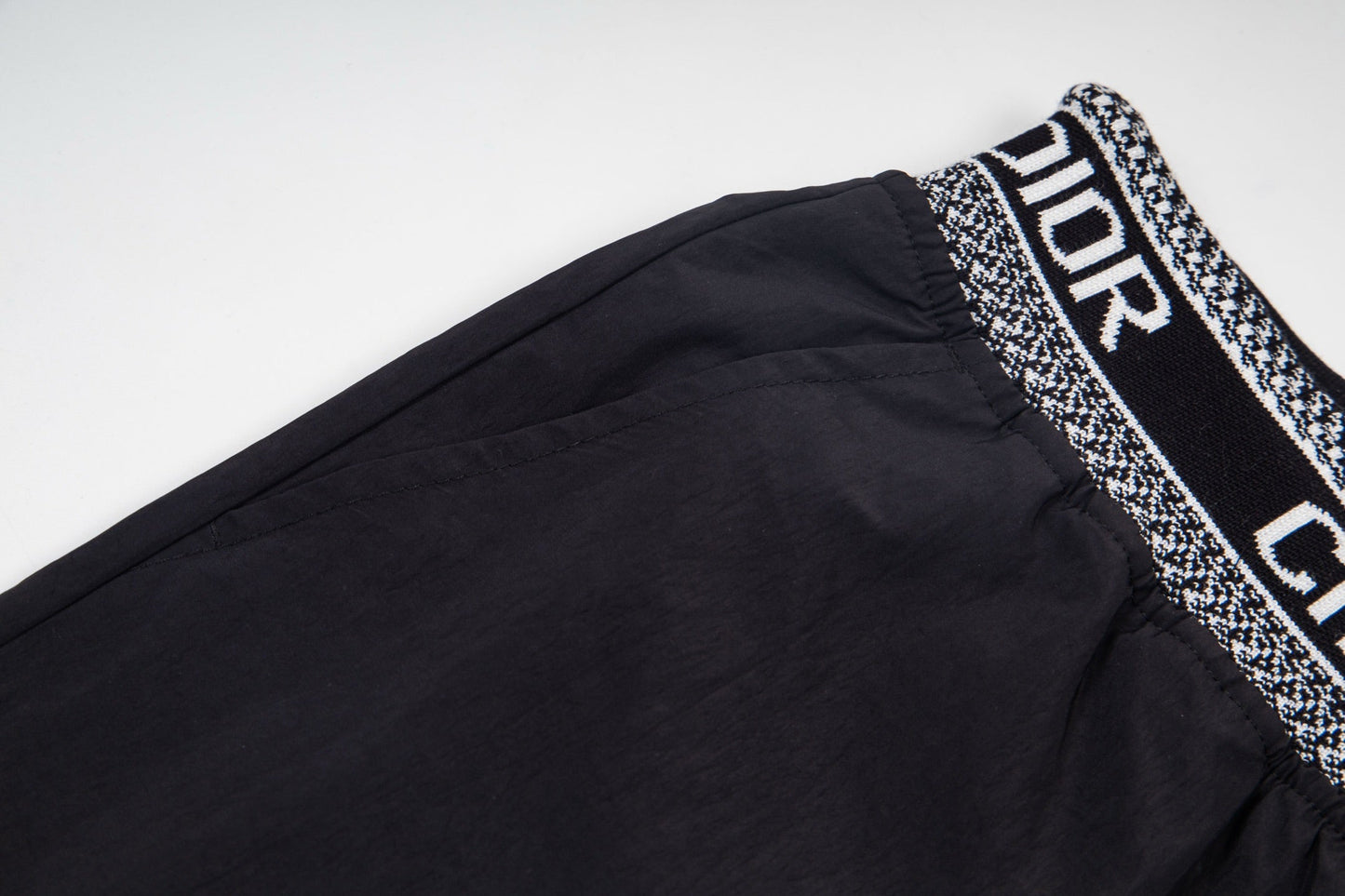 260317 New high-quality beach pants with built-in internet access