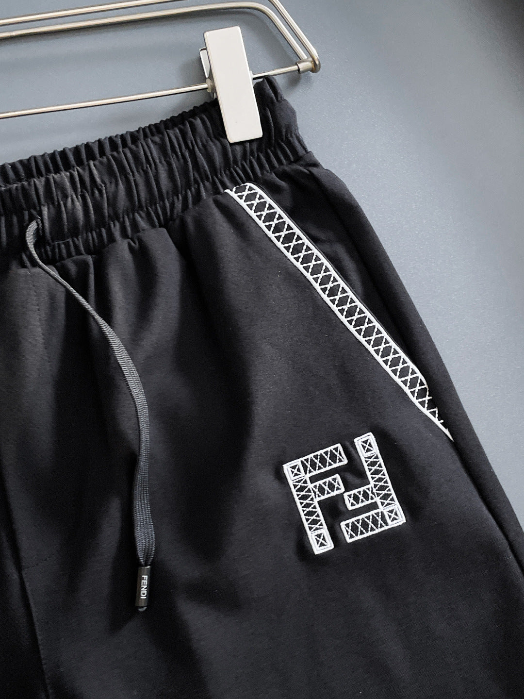 260317 New high-quality knitted design-color contrast short pants