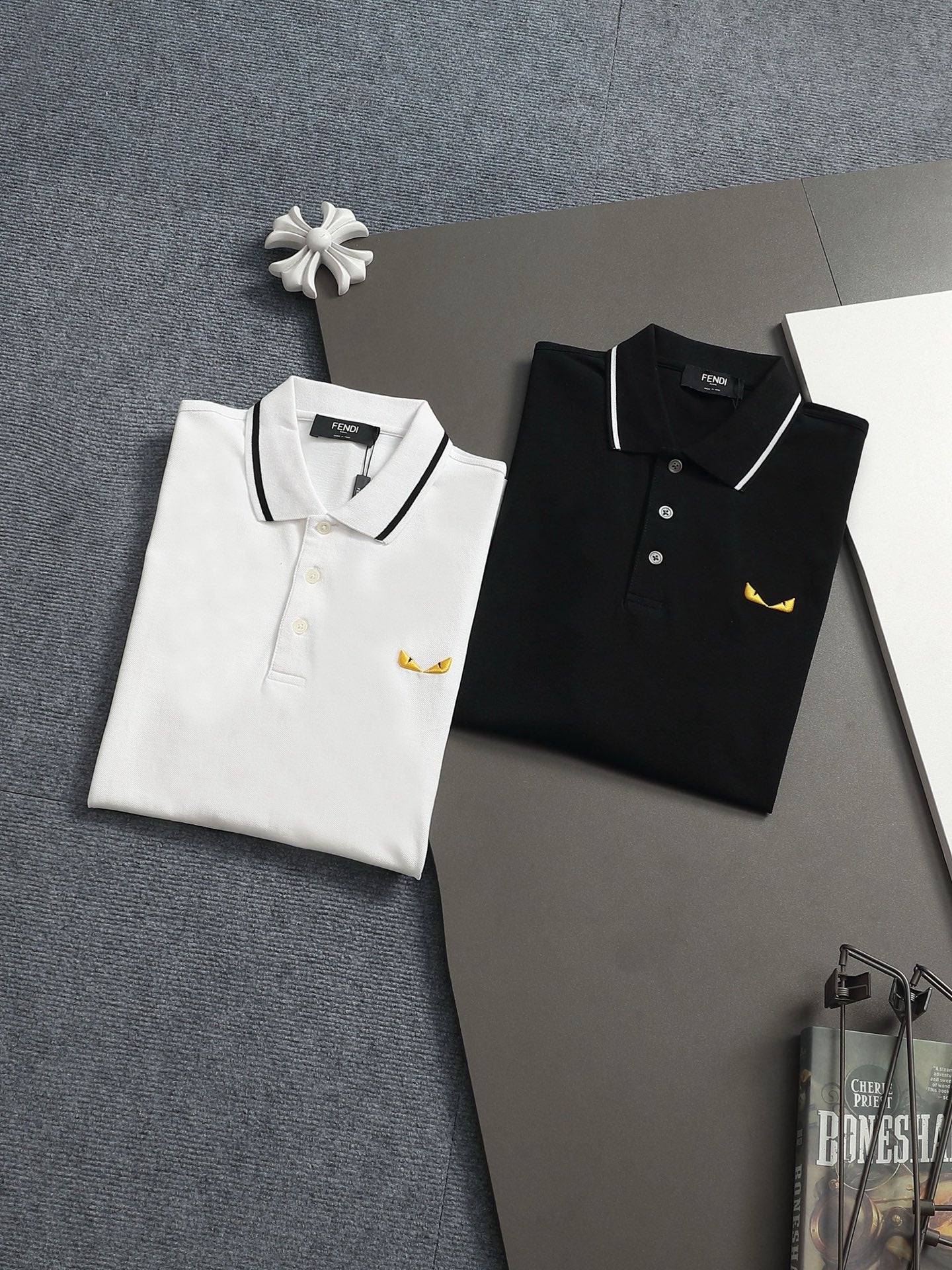 260415 New high-quality color-matched small icon polo shirt