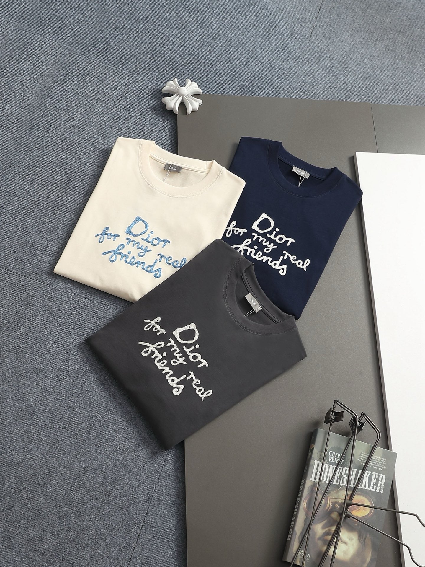 260415 New high-quality, minimalist, essential everyday T-shirt