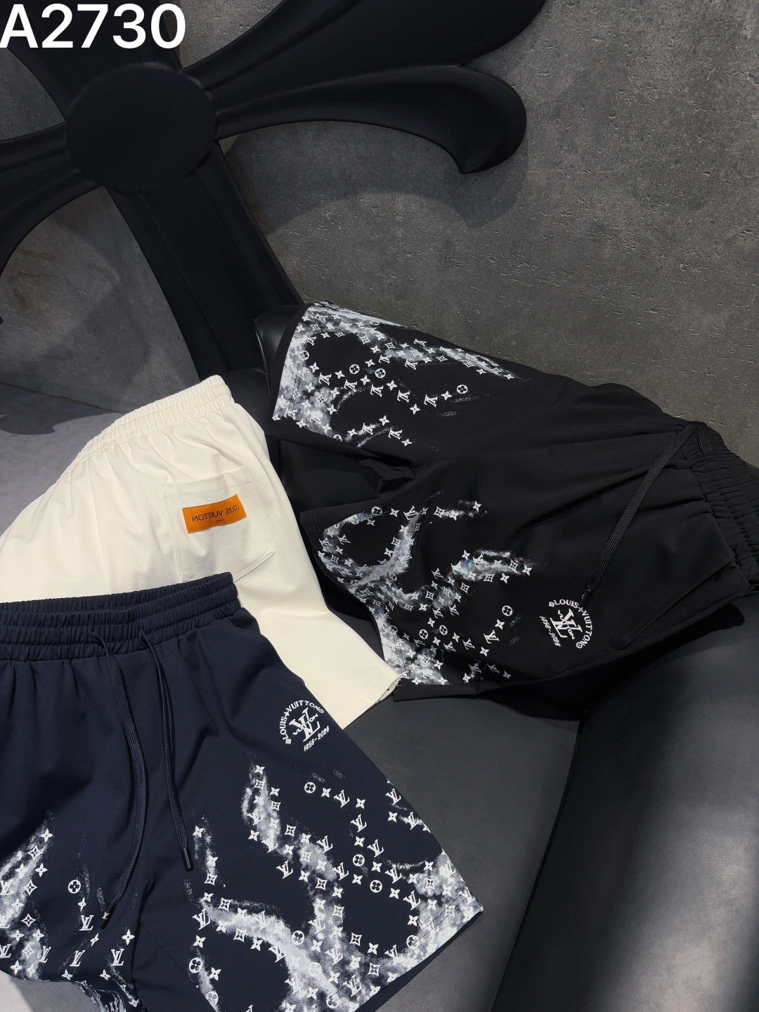 260415 New high-quality knitted gradient shorts