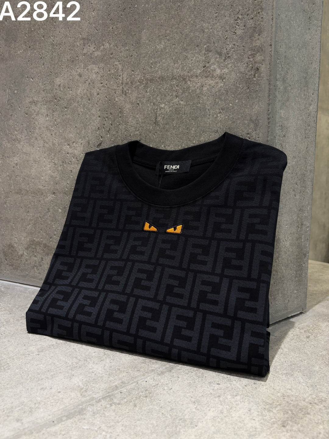 260428 New high-quality custom-made fabric embroidered T-shirt