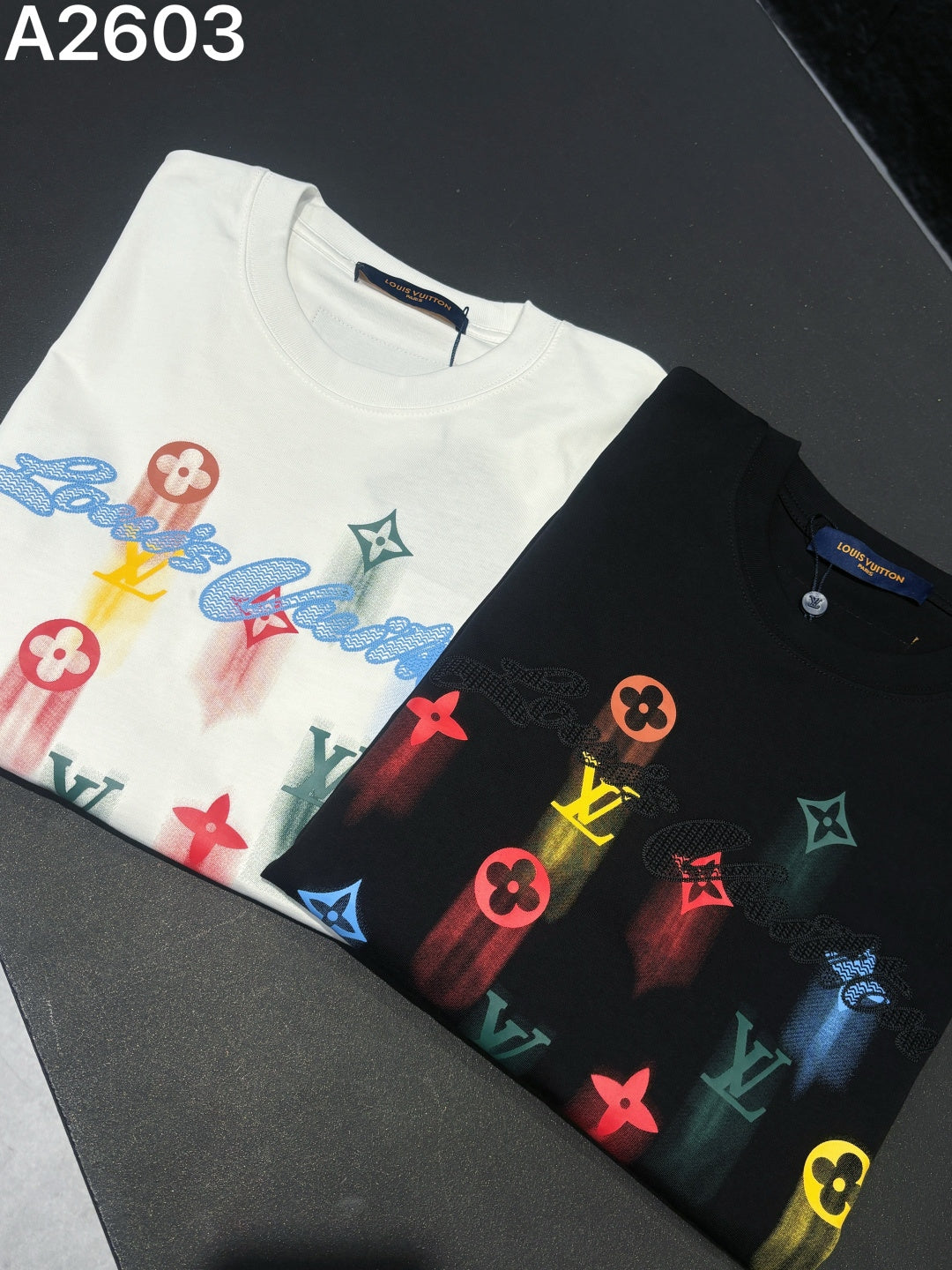 260506 New high-quality, distinctive, and intricate gradient-printed T-shirt