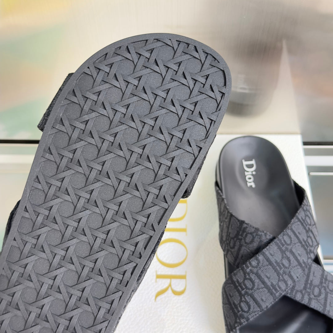 260526 New high-quality summer fashion cross-bottomed slip-on sandals