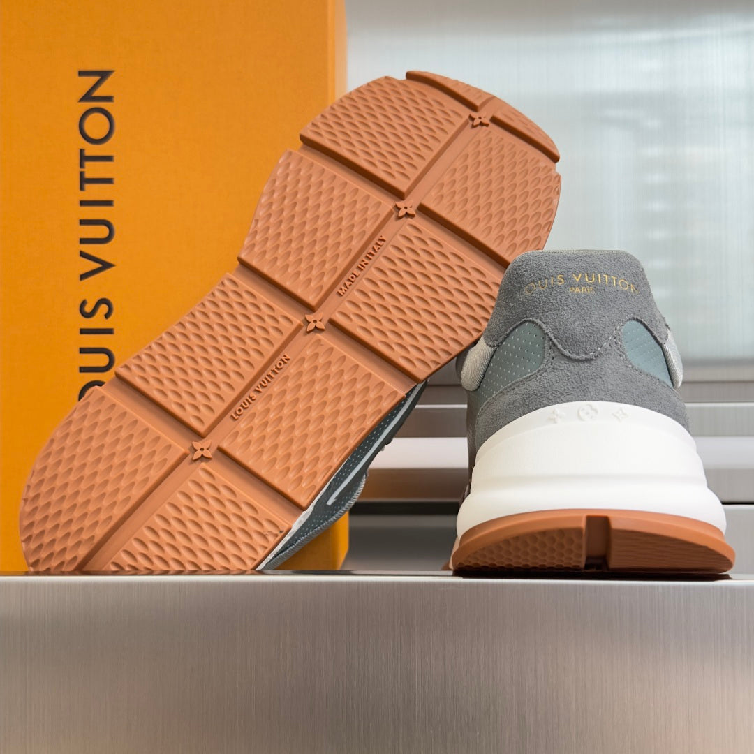 260602 New high-quality thick-soled genuine leather and smooth suede casual sports shoes
