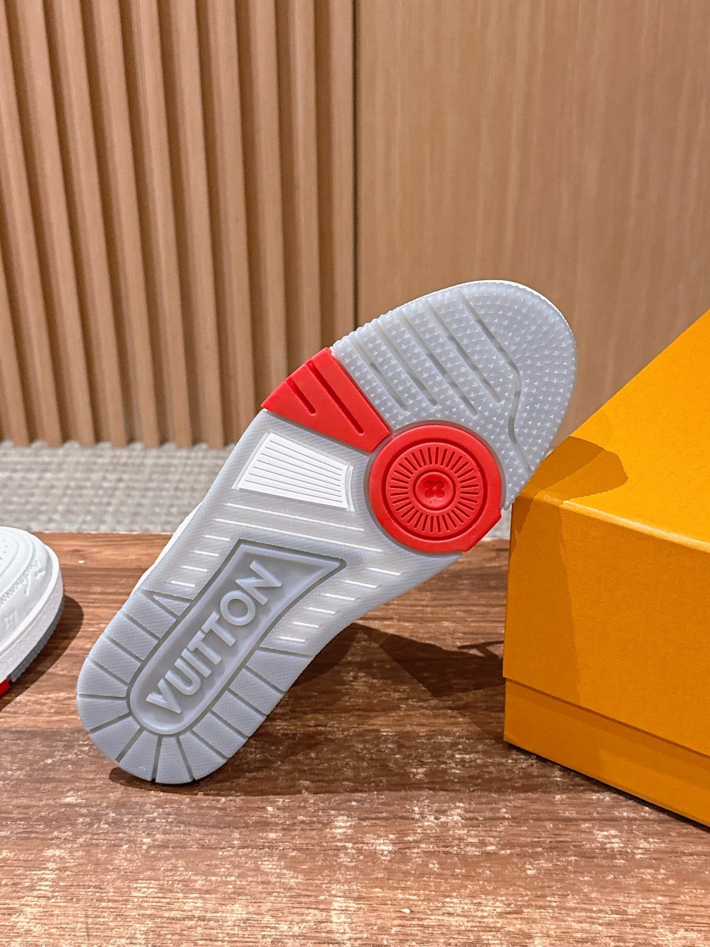 260602 New high-quality new color simple daily wear matching sneakers