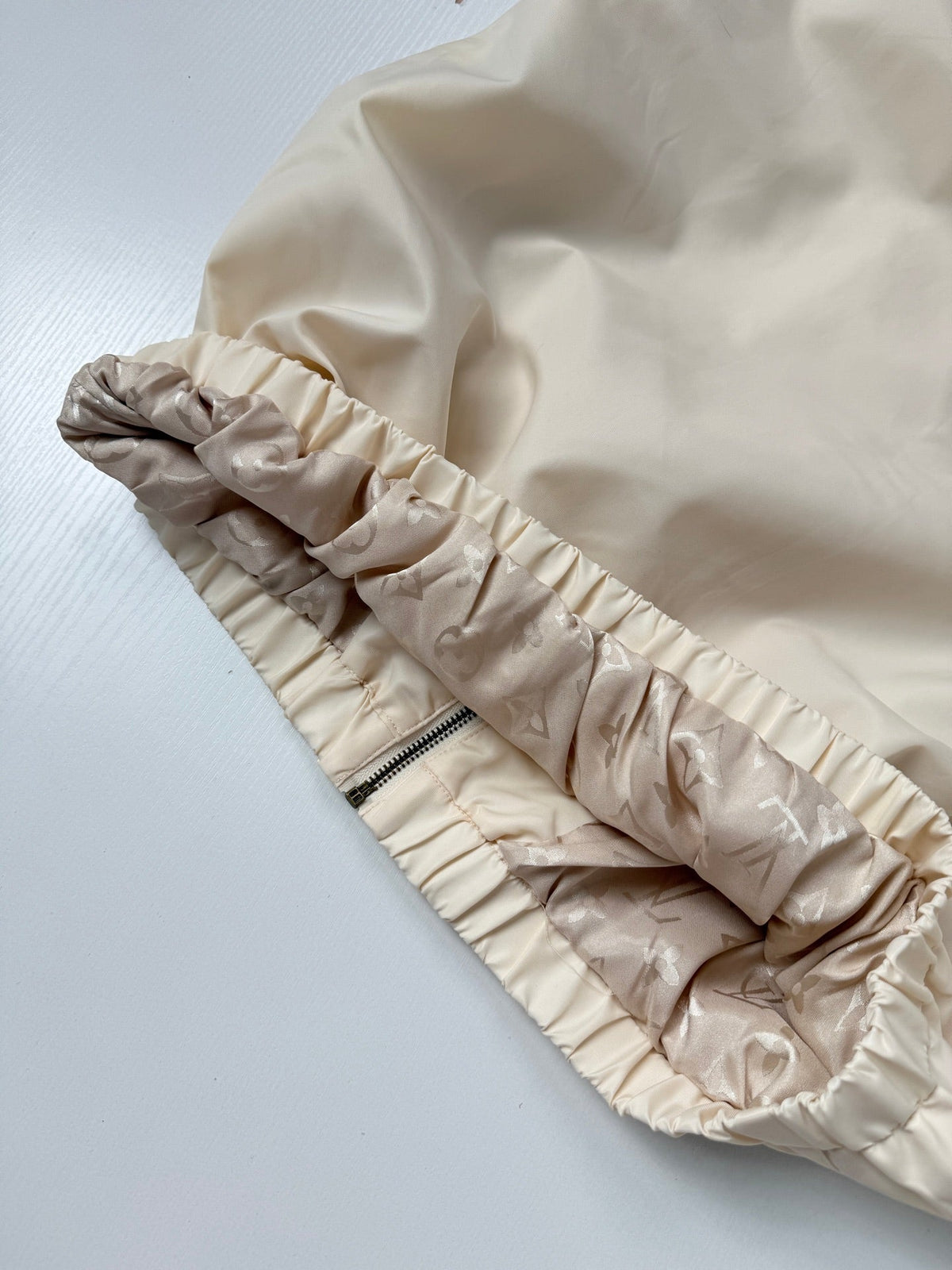 260910 New high-quality gold-stamped leather collared trainer jacket