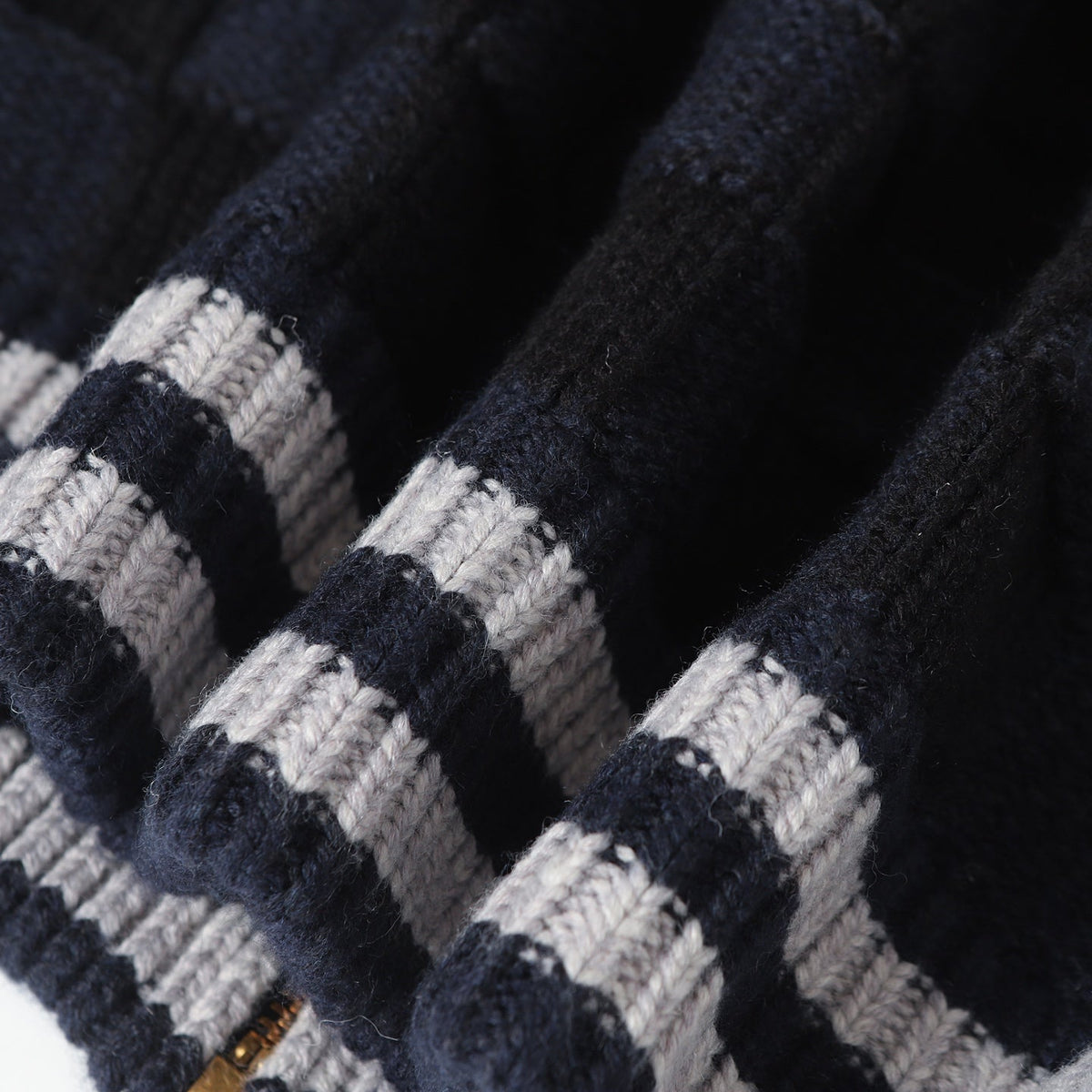 260910 New high-quality knitted crop top with contrasting ribbed checkered collar sweater