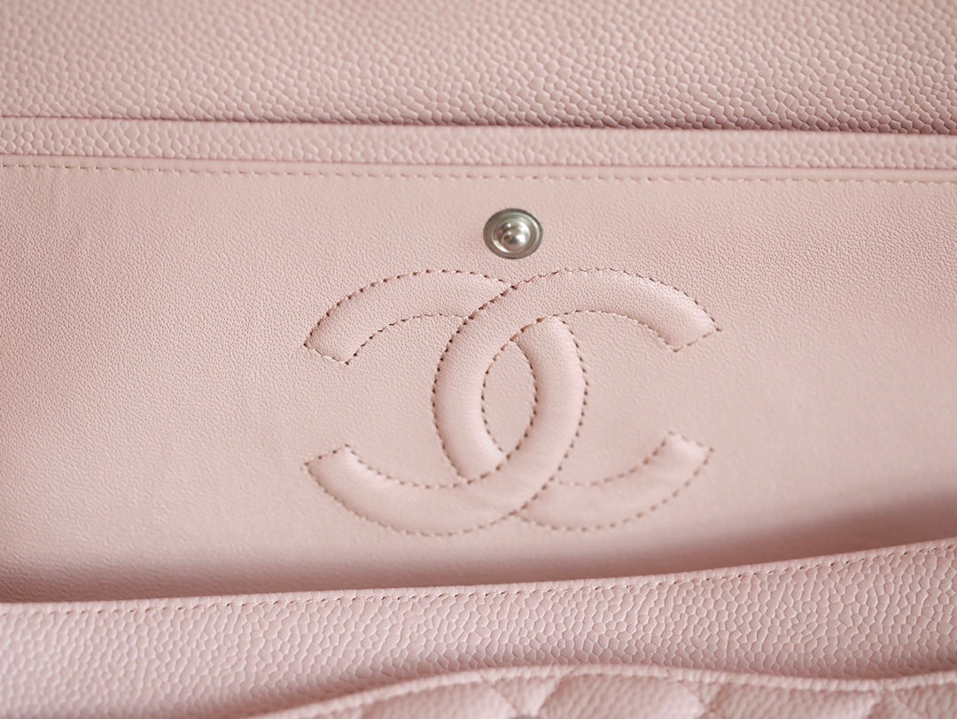 0528 Maxi Classic Handbag Grained Calfskin