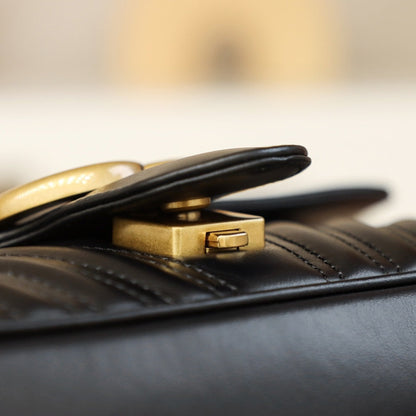 0528 black Small GG Marmont 2.0 Shoulder Bag