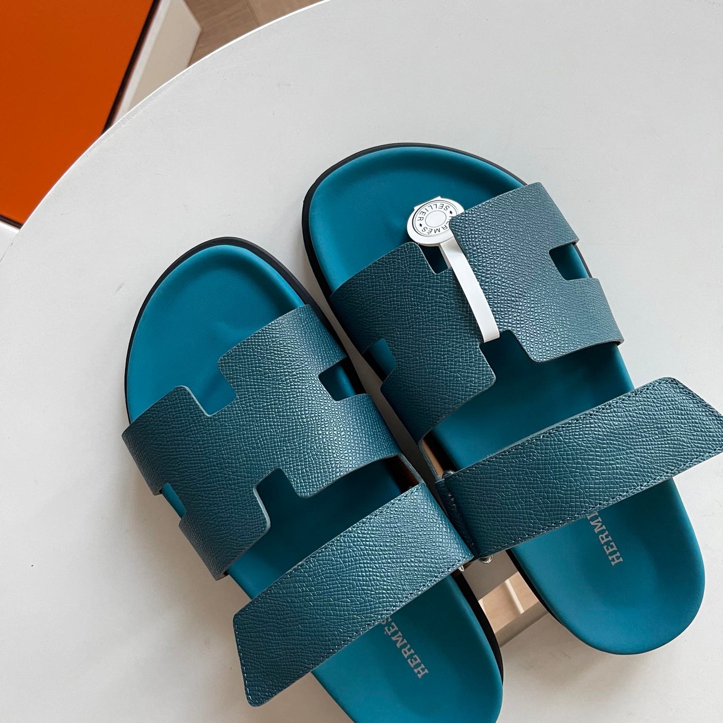 0425 The latest summer calfskin functional sandals