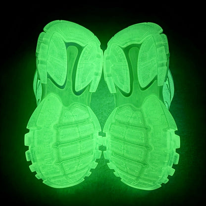 0722 New night glow fluorescent shoes