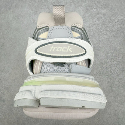 0722 New design trend fashion sense board shoes