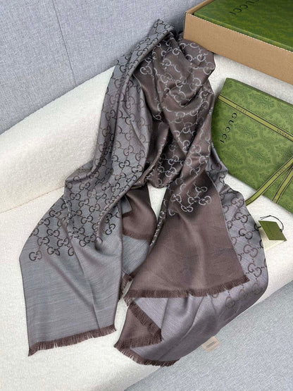 0925 Classic Soft and Comfortable Scarf