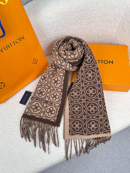 1002 Classic Soft and Comfortable Scarf