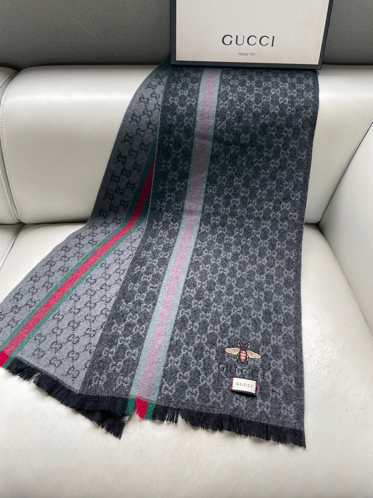 1002 Classic Soft and Comfortable Scarf