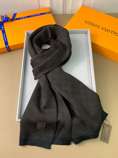 1002 Classic Soft and Comfortable Scarf