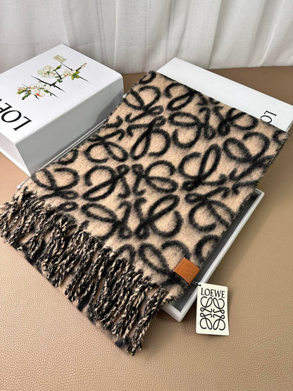 1007 Exquisite delicate soft skin scarf