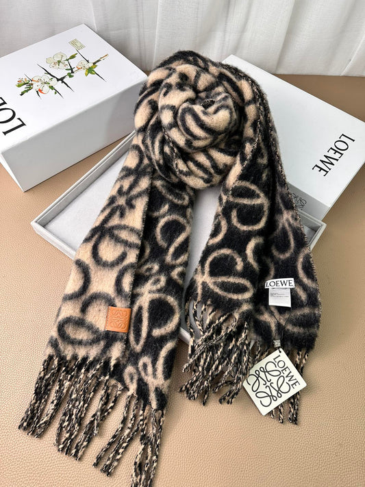 1007 Exquisite delicate soft skin scarf