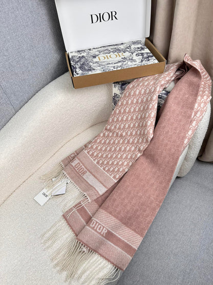 1007 Exquisite delicate soft skin scarf