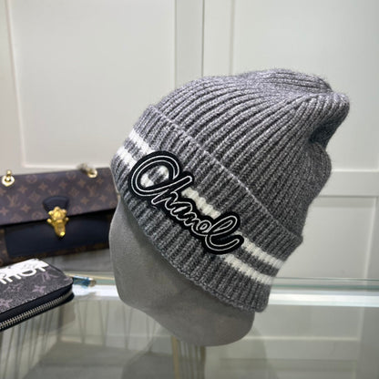 1007 Exquisite high quality knitted hat