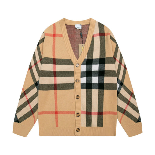 1014 Color-matching plaid zip-up sweater