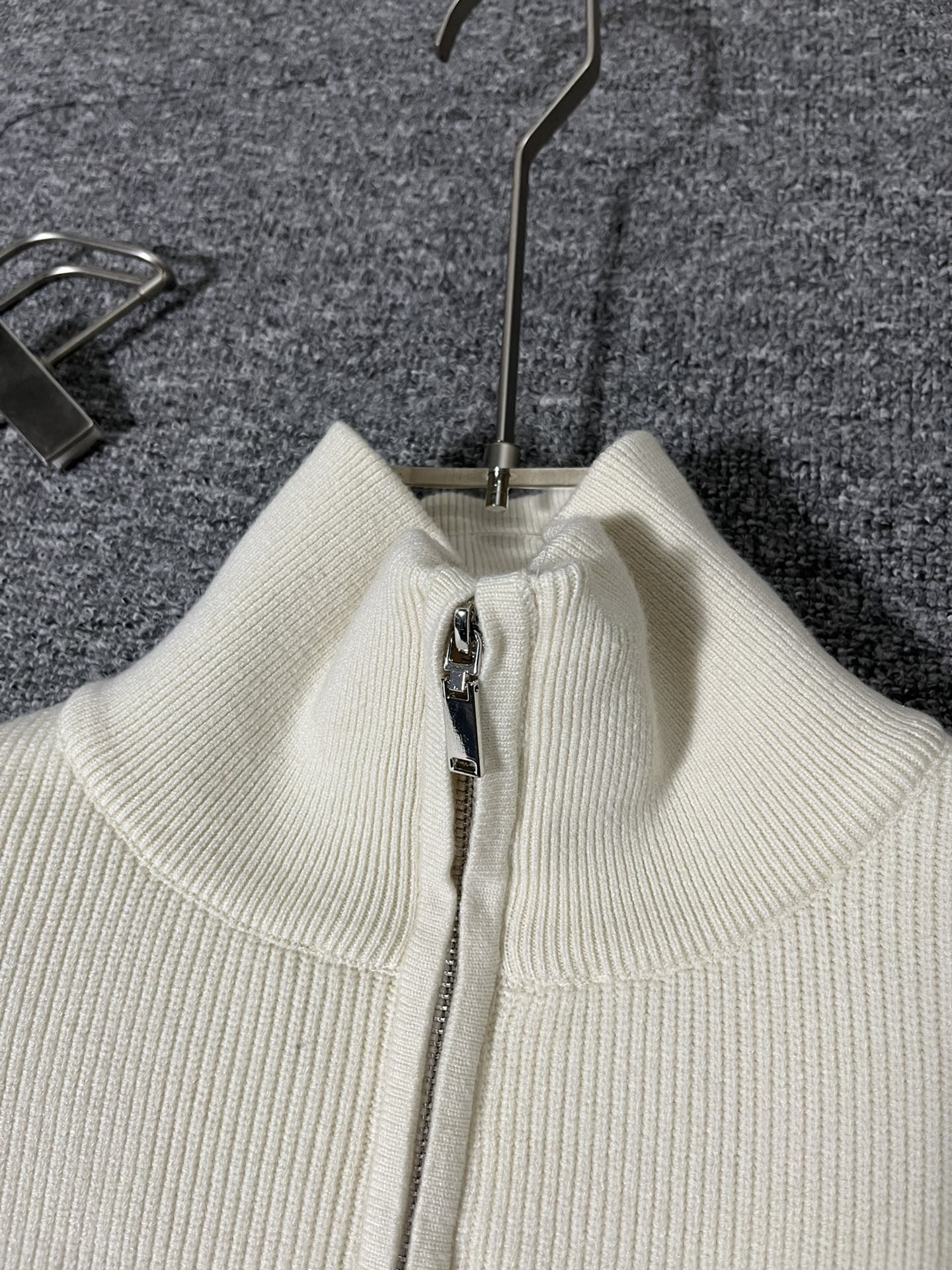 1021 High quality turtleneck design skin-friendly wool sweater