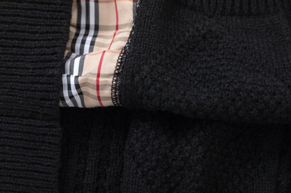 1021 New black patchwork sweater