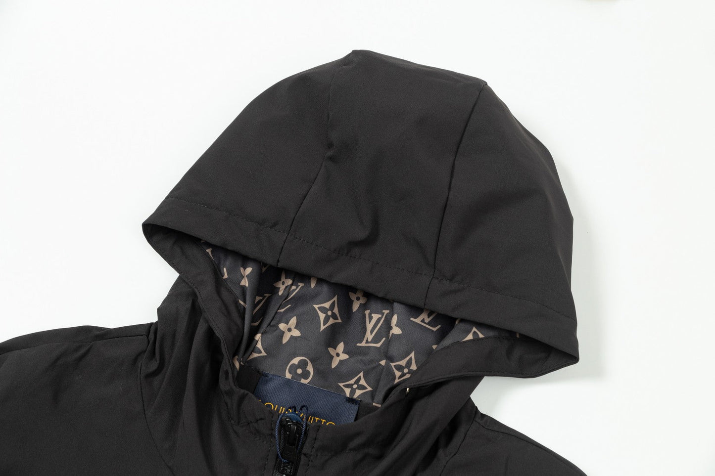 1028 New hooded windbreaker jacket