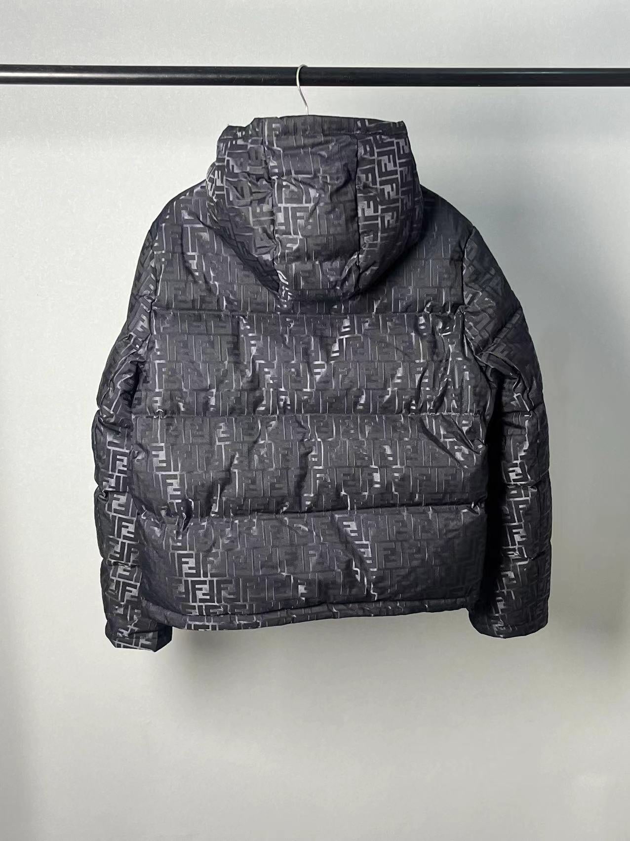 1105 New classic warm down hooded jacket