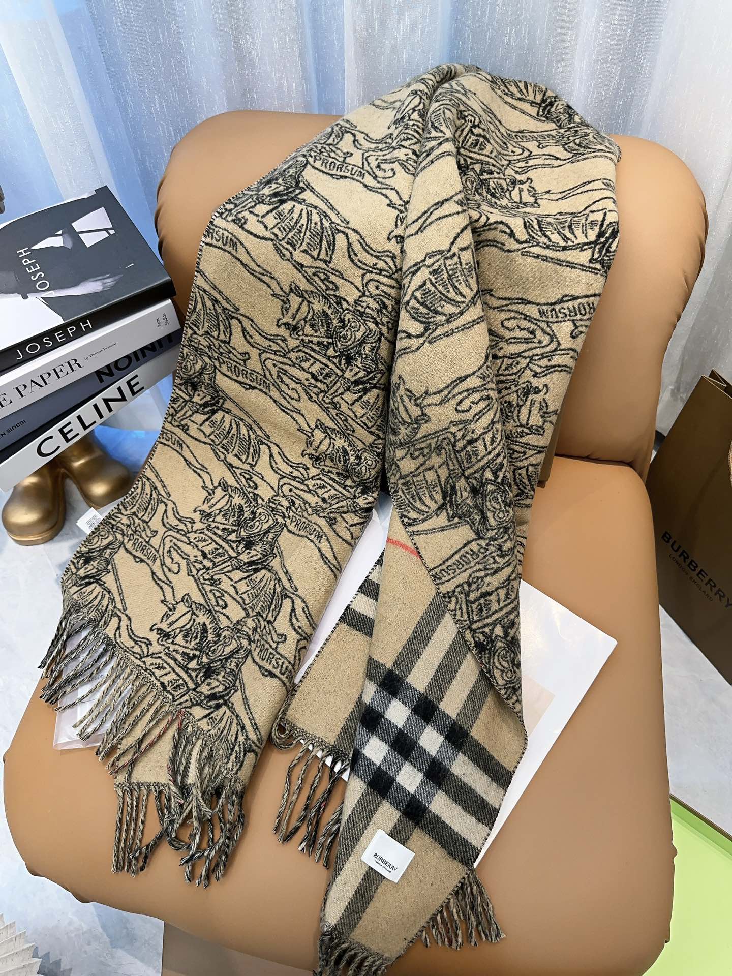 1105 New high quality skin friendly comfort scarf