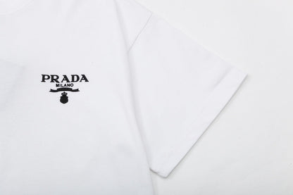 1211 New small letter offset T-shirt