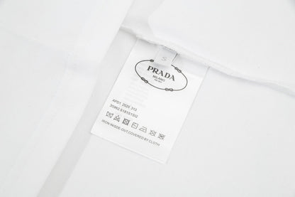 1211 New zipper pocket triangle T-shirt
