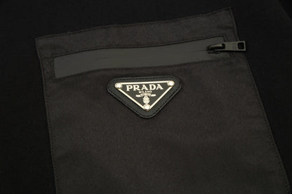 1211 New zipper pocket triangle T-shirt