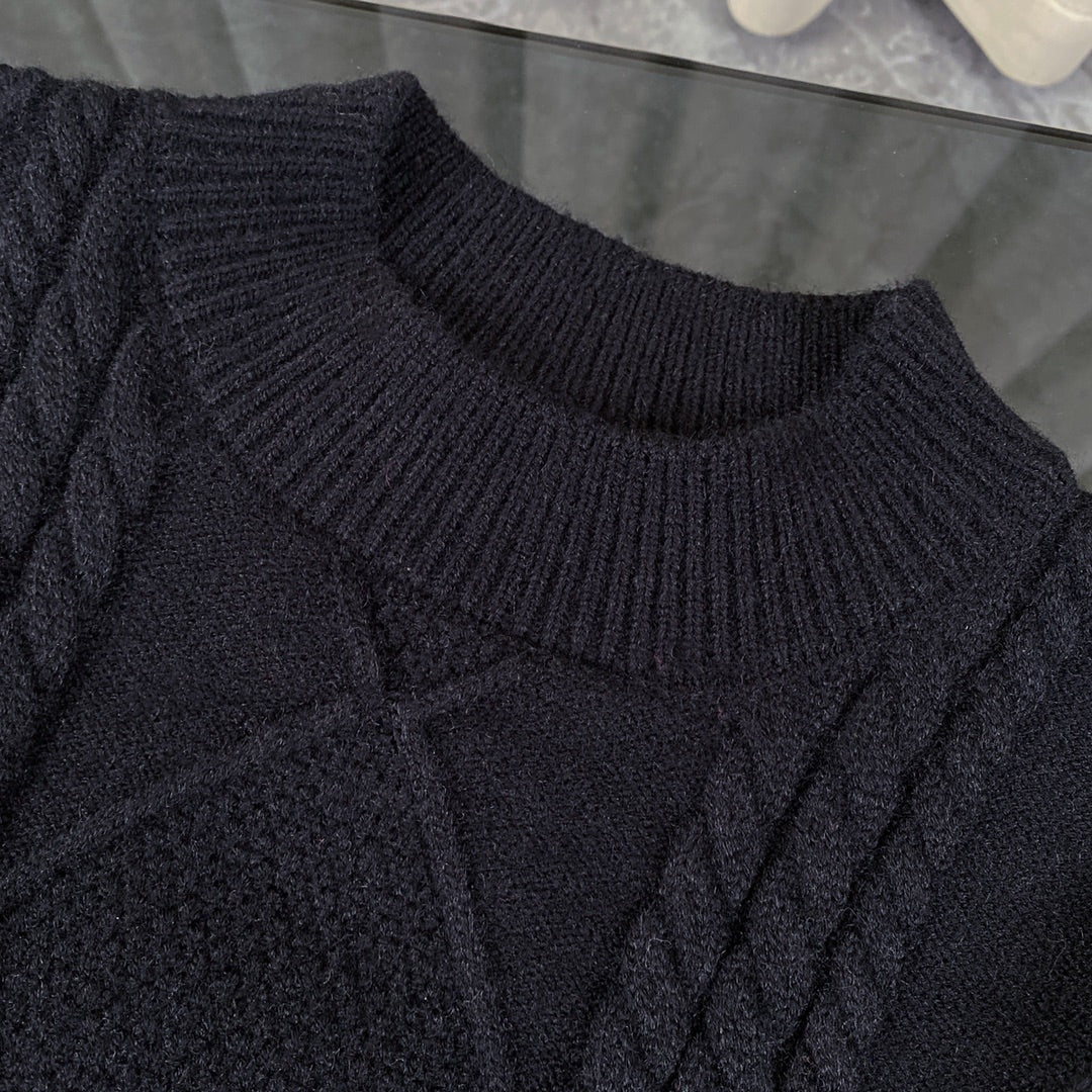 1219 New black patchwork classic plaid ripped craft sweater