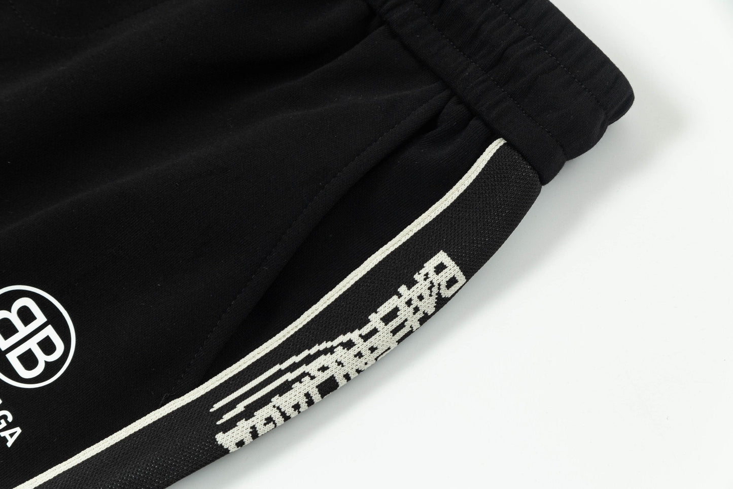 250404 New high-quality webbed knitted shorts