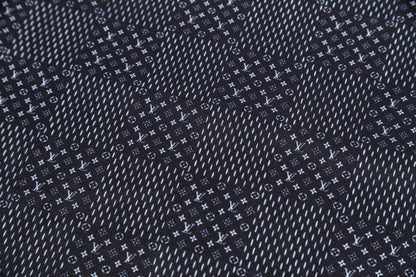 250404 New high-quality checkered style T-shirt