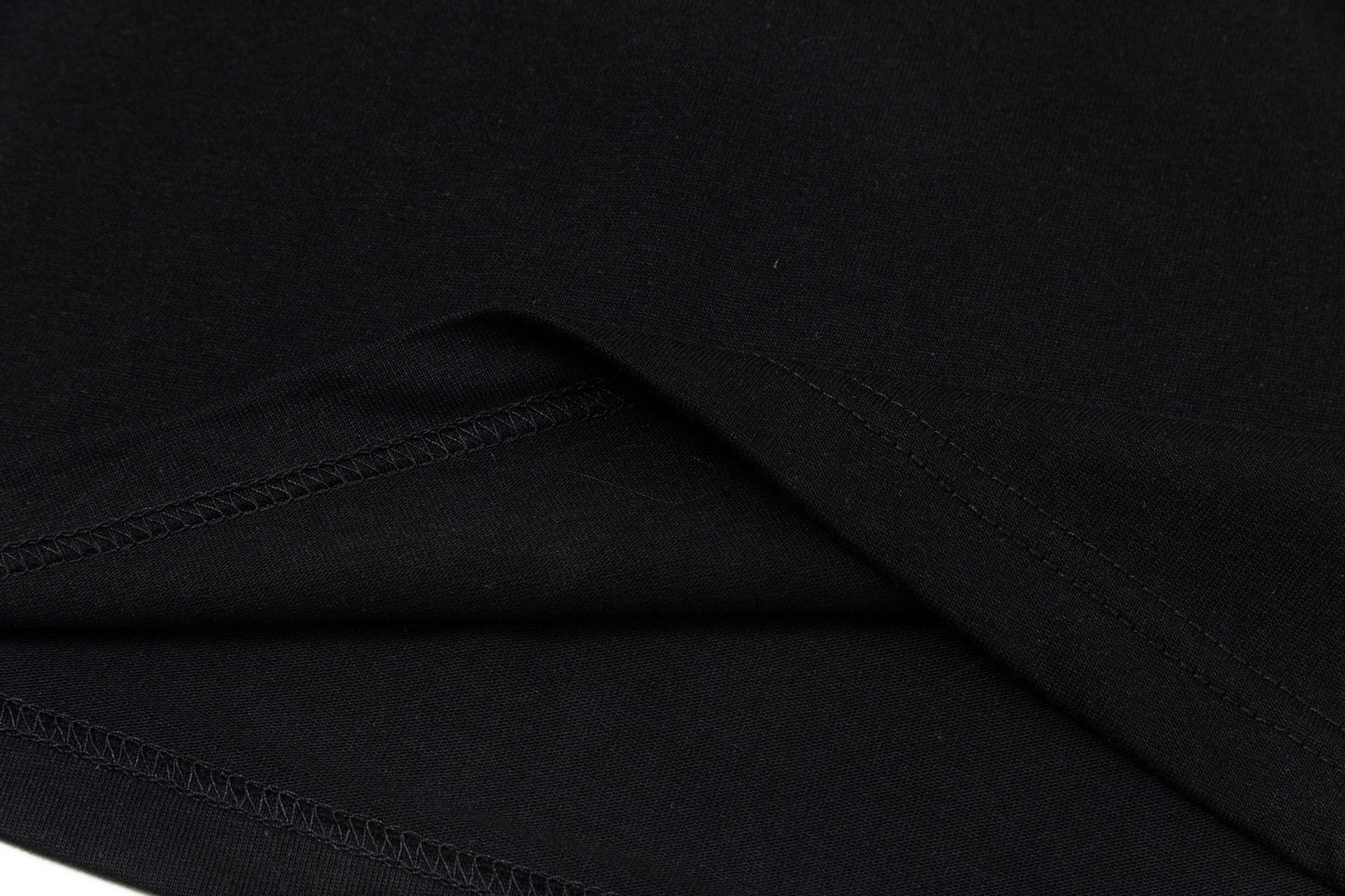 250408 New high-quality metal triangular label casual T-shirt