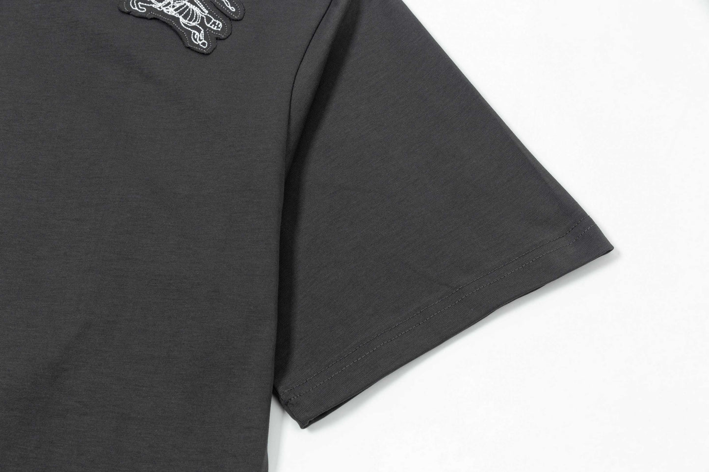 250408 New high-quality applied-embroidered T-shirt