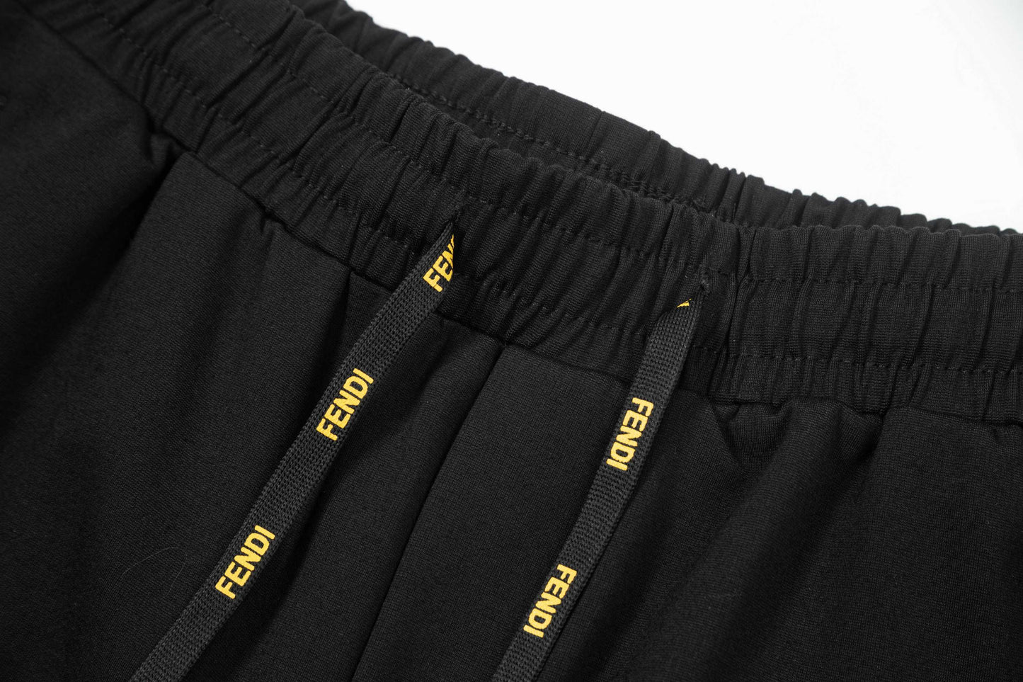250408 New high-quality patchwork embroidered knitted shorts