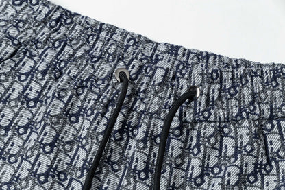 250408 New high-quality metal triangular label knitted shorts