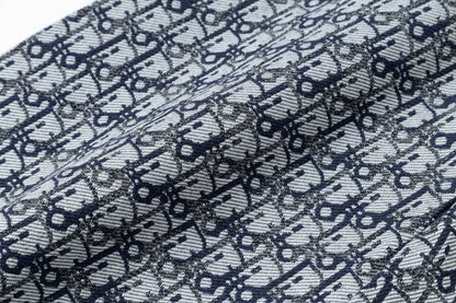 250408 New high-quality metal triangular label knitted shorts