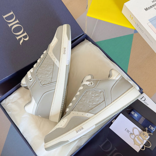 250415 New top-quality rest sports shoes and sneakers