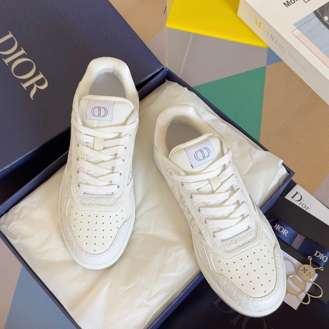 250415 New top-quality rest sports shoes and sneakers