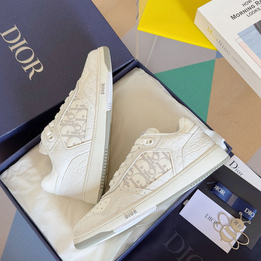 250415 New top-quality rest sports shoes and sneakers