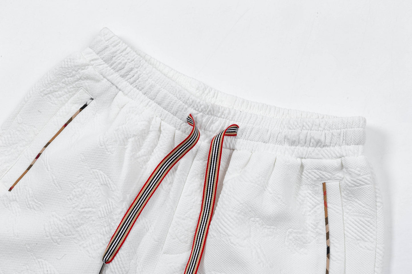 250408 New high-quality embroidered knitted shorts