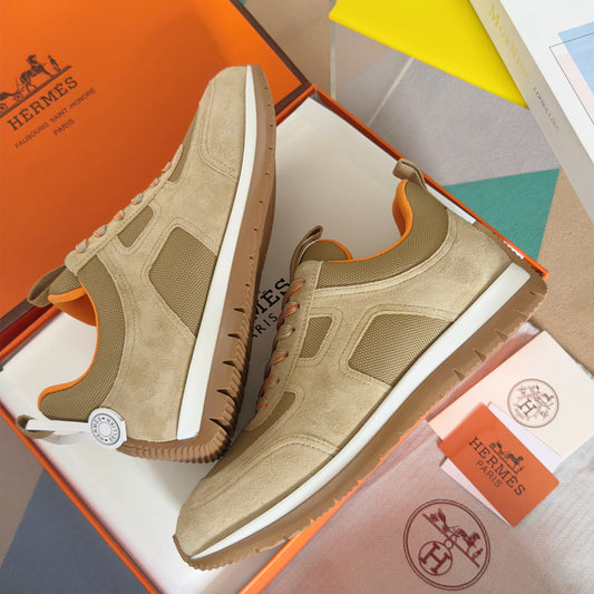 250422 New high-end and comfortable basic sports shoes