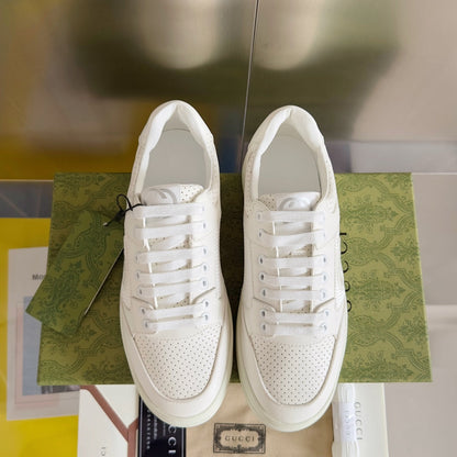 250422 New high-end and comfortable basic sports shoes