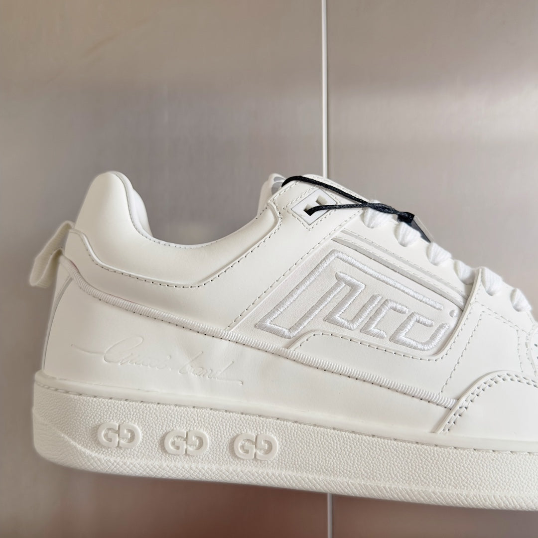 250422 New high-end and comfortable basic sports shoes